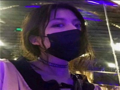 欧美Gay 男男网站,网络平台助力男同社群交流-1